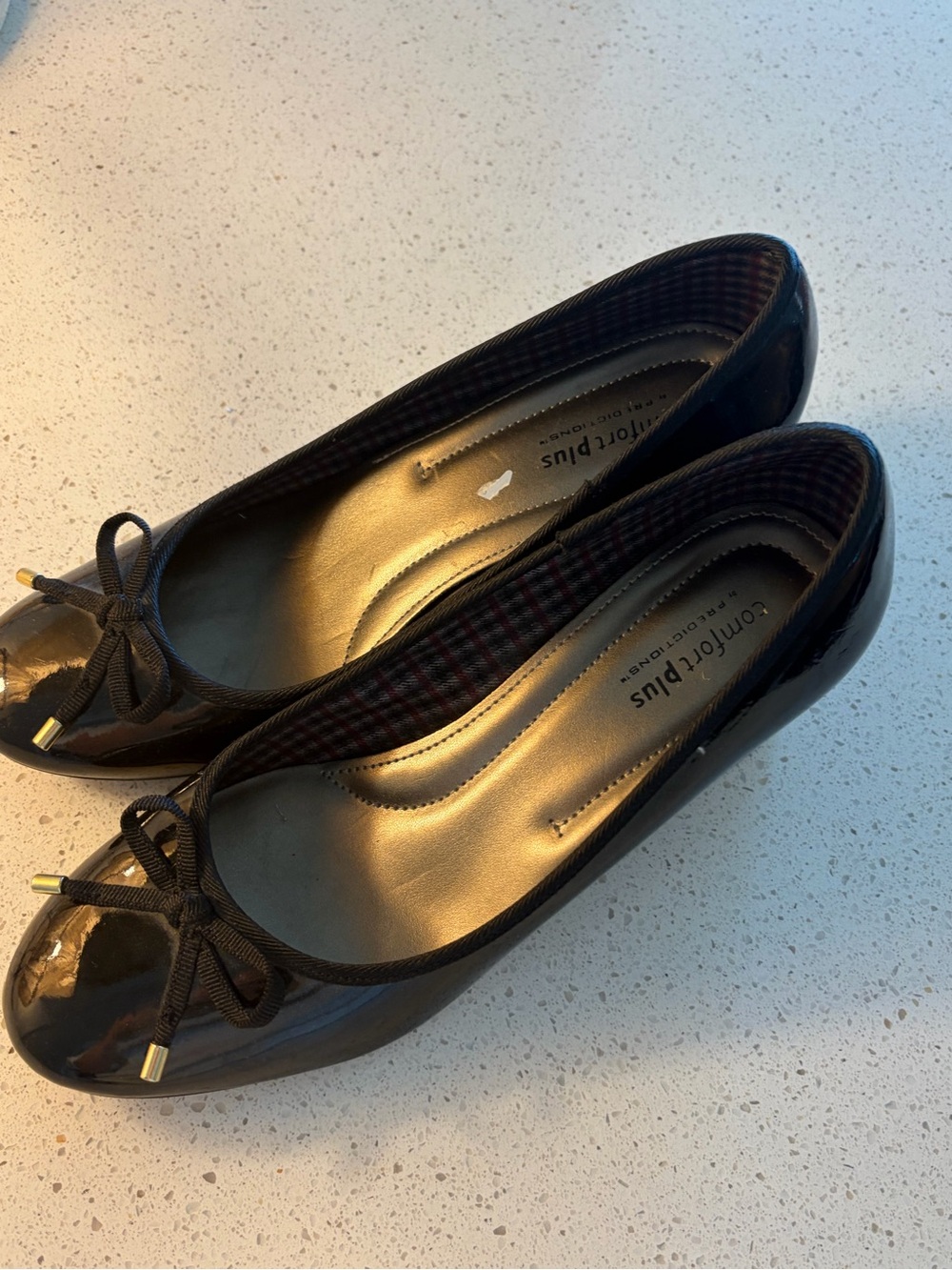 comfort plus by Predictions Black Patent Ballet Flats heel